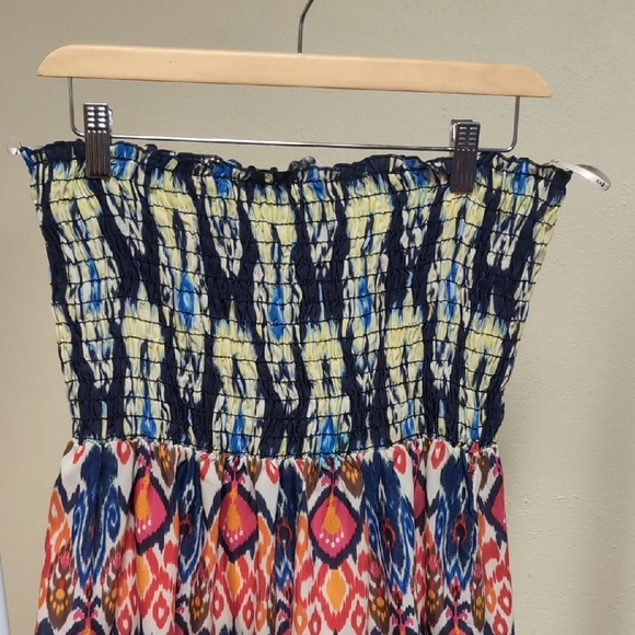 Multicolor Patterned Maxi Skirt - Picture 10 of 13
